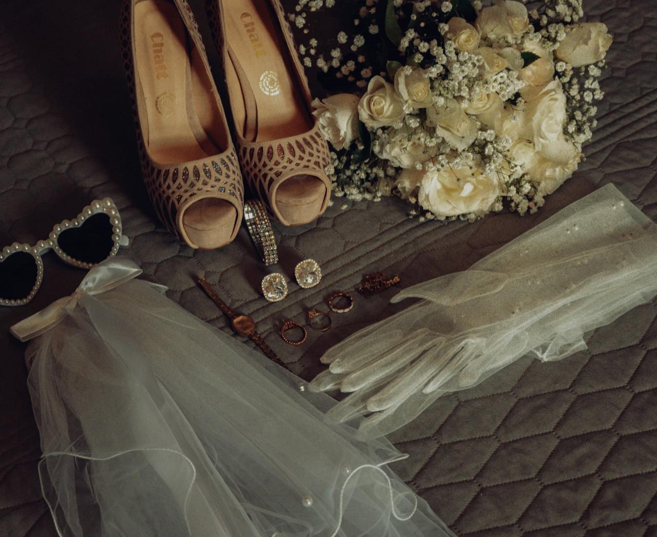 Pour vos accessoires de mariage, connectez-vous sur acces-soirs.com
